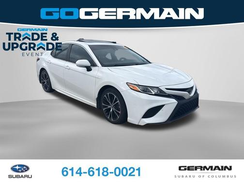 Wind Chill Pearl 2018 Toyota Camry SE Sedan