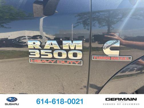 Brilliant Black Crystal Pearlcoat 2017 RAM 3500 Longhorn