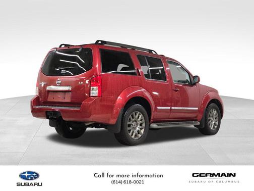 2010 Nissan Pathfinder LE