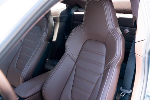 Azurro Thetys Mettalic 2024 Porsche 911 911 Carrera 4S