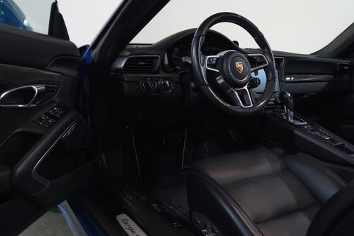 2018 Porsche 911 911 Targa 4 GTS