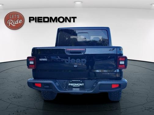 2025 Jeep Gladiator High Tide