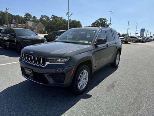 2025 Jeep Grand Cherokee Laredo X
