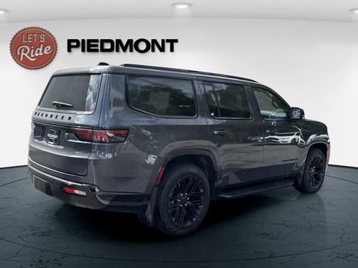 2025 Jeep Wagoneer Series II Carbide
