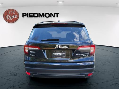 2022 Honda Pilot Black Edition
