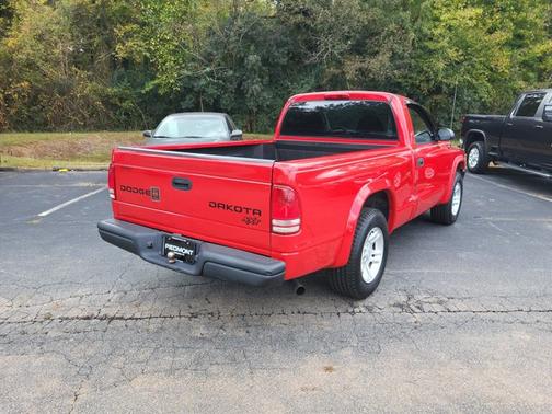 2004 Dodge Dakota Base