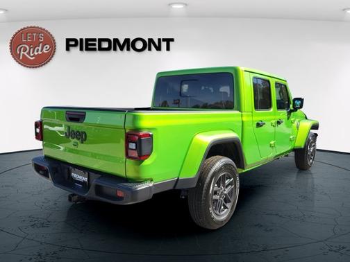 2025 Jeep Gladiator Sport S