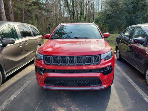 2023 Jeep Compass (RED) Edition