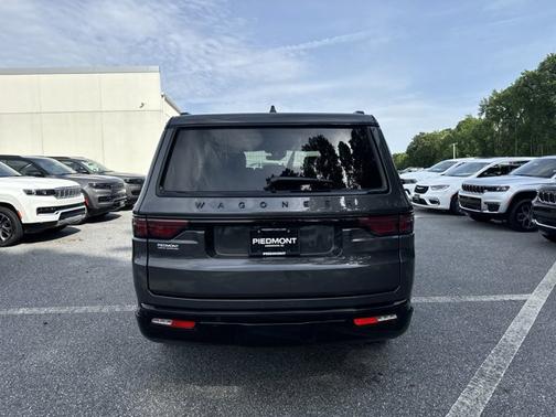 2025 Jeep Wagoneer Series II Carbide