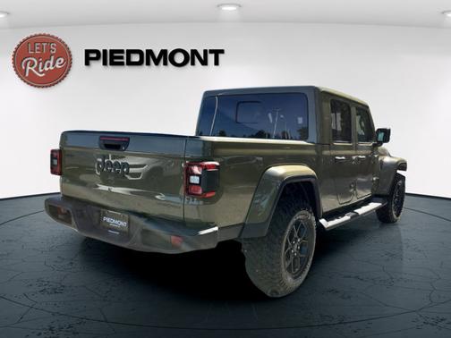 2025 Jeep Gladiator High Tide