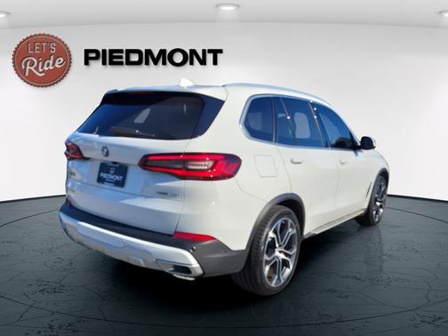 2023 BMW X5 sDrive40i