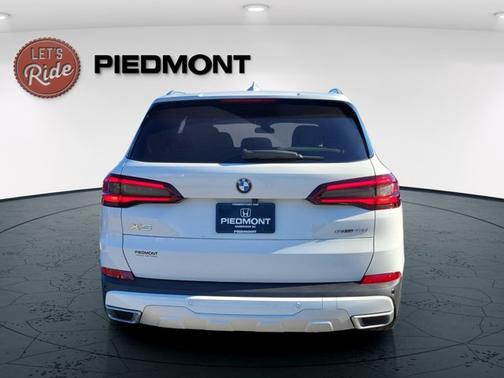 2023 BMW X5 sDrive40i