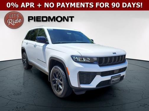 2026 Jeep Grand Cherokee Laredo Altitude