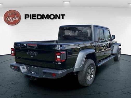 2025 Jeep Gladiator Sport S