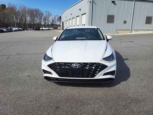 2022 Hyundai SONATA SEL