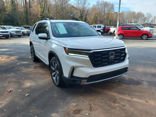 2023 Honda Pilot Touring