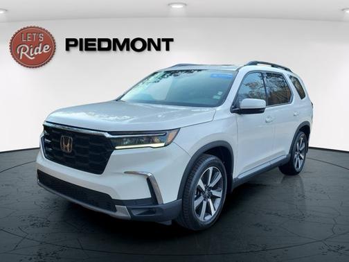 2023 Honda Pilot Touring