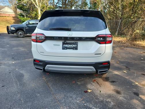 2023 Honda Pilot Touring