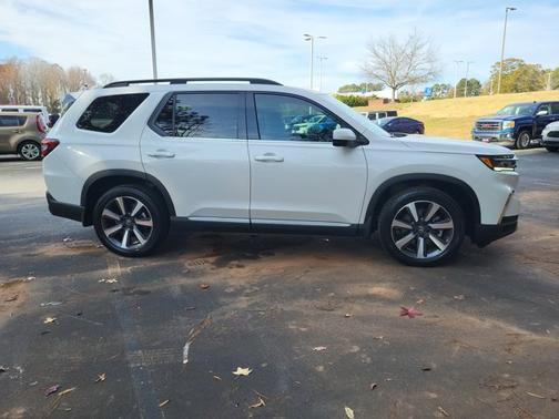 2023 Honda Pilot Touring