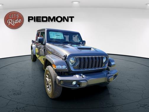 2025 Jeep Gladiator Sport S