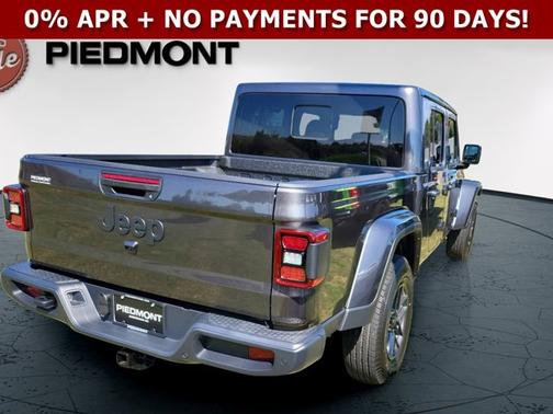 2025 Jeep Gladiator Sport S