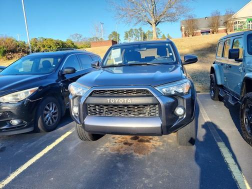 2018 Toyota 4Runner SR5