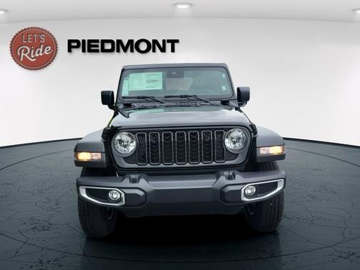 2025 Jeep Gladiator Sport S