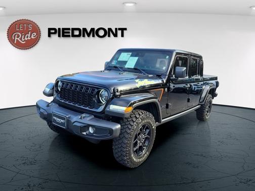 2024 Jeep Gladiator Jeep Beach
