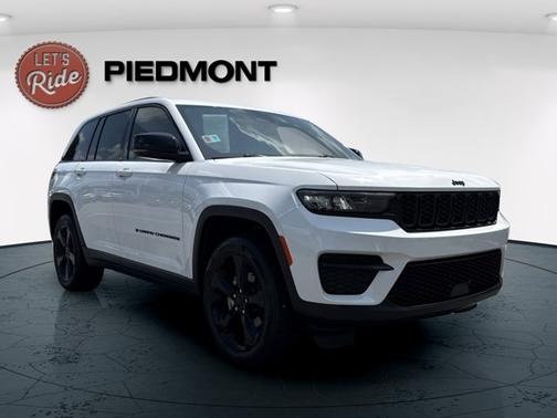 2022 Jeep Grand Cherokee Altitude