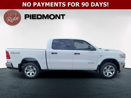 Bright White Clearcoat 2026 RAM 1500 Big Horn
