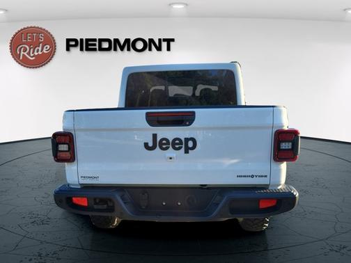2025 Jeep Gladiator High Tide