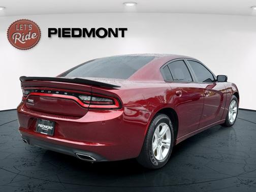 2017 Dodge Charger SE