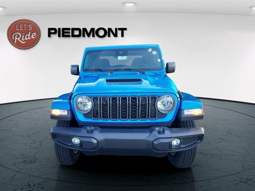 2025 Jeep Gladiator Sport S