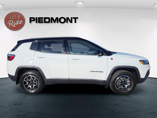 2026 Jeep Compass Trailhawk