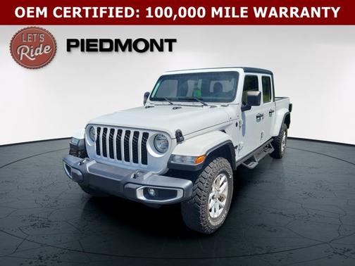 Bright White Clearcoat 2023 Jeep Gladiator Sport S