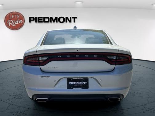2023 Dodge Charger SE