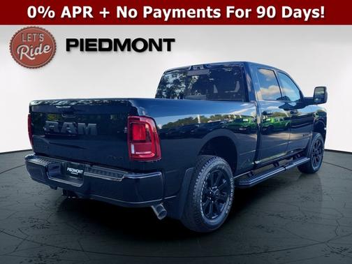 Diamond Black Crystal Pearlcoat 2026 RAM 2500 Laramie
