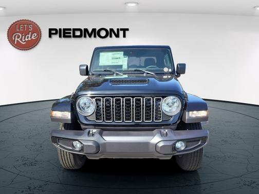 2025 Jeep Gladiator Sport S