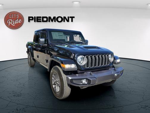 2025 Jeep Gladiator Sport S