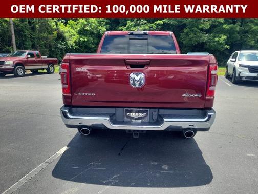Delmonico Red Pearlcoat 2023 RAM 1500 Limited