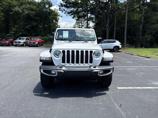 2023 Jeep Gladiator Sport S