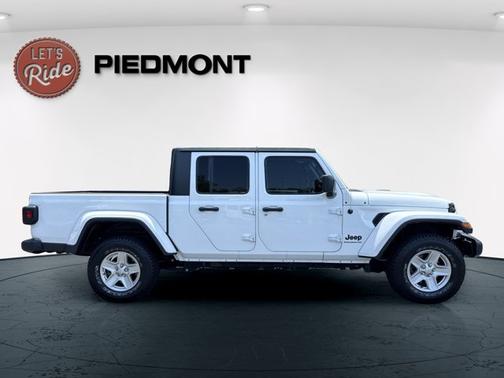 2023 Jeep Gladiator Sport S