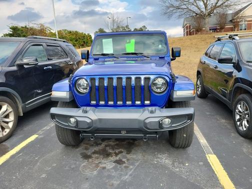 2020 Jeep Wrangler Unlimited Sahara Altitude