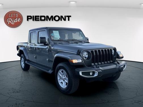 2022 Jeep Gladiator Sport S
