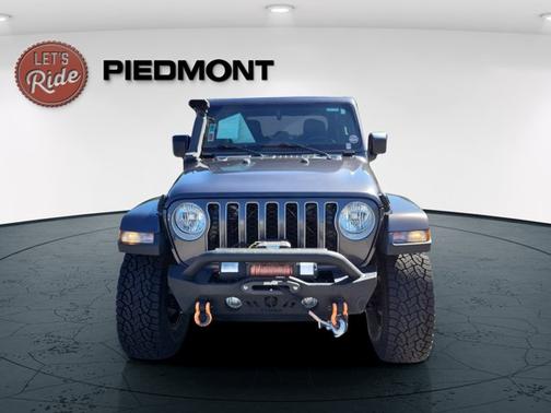 2022 Jeep Gladiator Overland