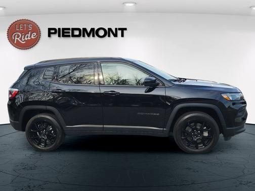 2026 Jeep Compass Latitude Altitude