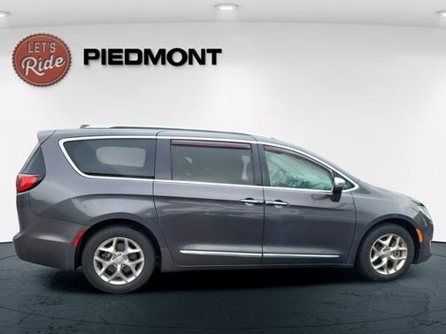 2019 Chrysler Pacifica Limited