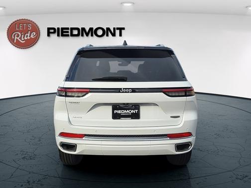 2023 Jeep Grand Cherokee Summit Reserve