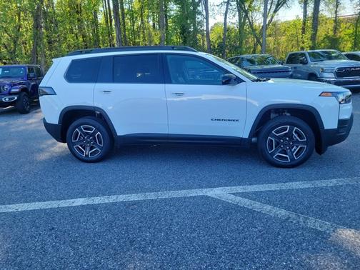 Bright White Clearcoat 2026 Jeep Cherokee Limited