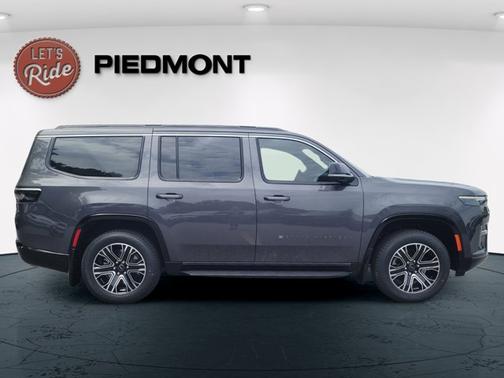 Baltic Gray Metallic Clearcoat 2026 Jeep Grand Wagoneer